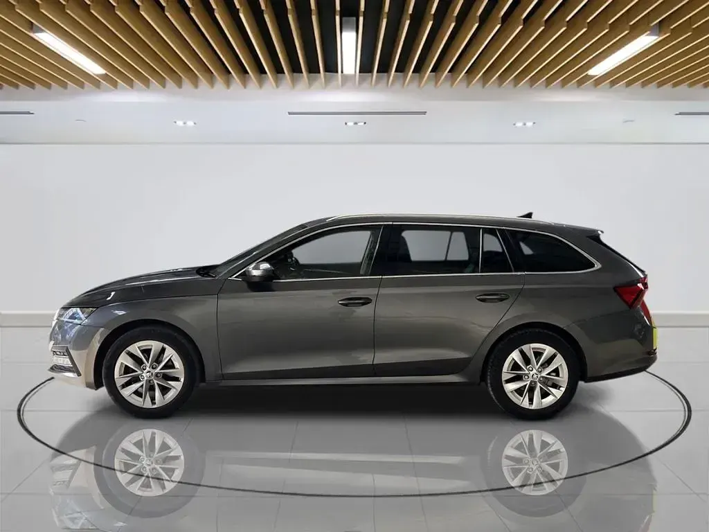 Used Skoda Octavia SE L 150 HP (110 kW) 2022 Grey Estate