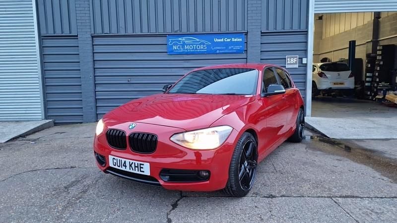 Used BMW 116 Sport Line 2014 Red Hatchback