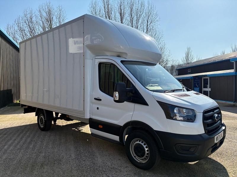 Usado Ford Transit 130 HP (95 kW) 2021 Branco