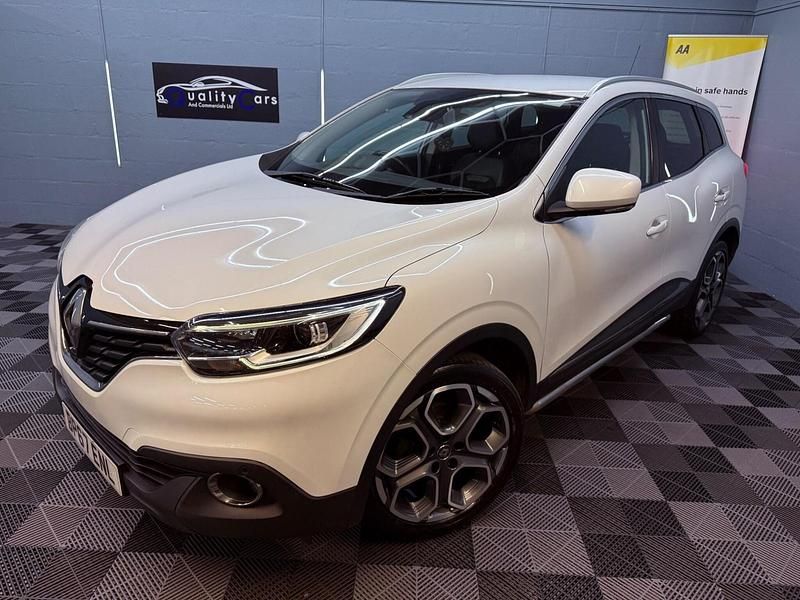 White Used 2018 Renault Kadjar Dynamique SUV | £7,595 (Good price) - Image 1/4