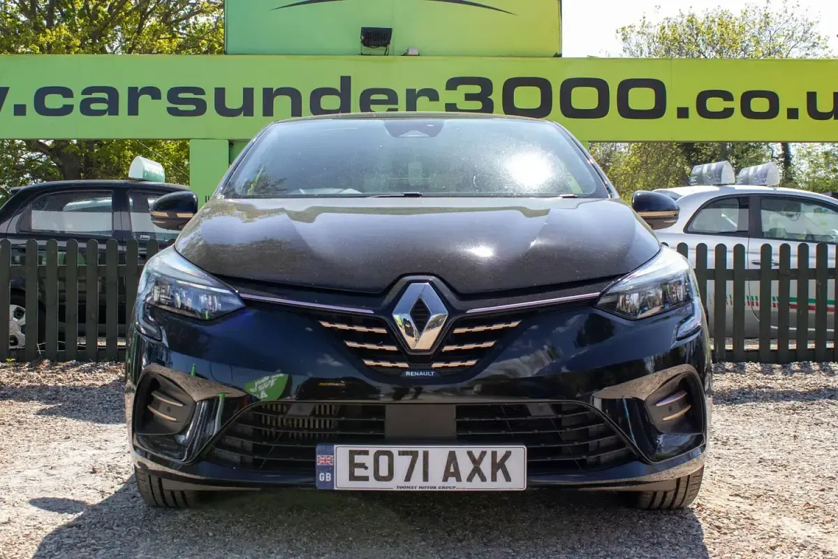 Used Renault Clio SE 90 HP (66 kW) 2021 Black Hatchback