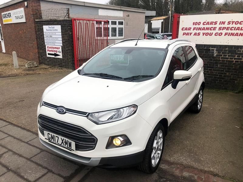 Used Ford Ecosport Titanium 95 HP (69 kW) 2017 White SUV