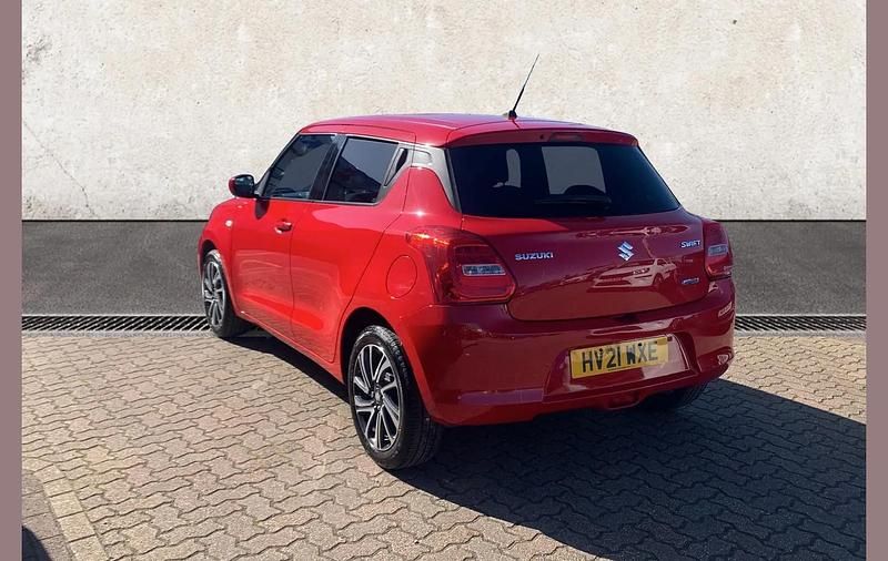 Used Suzuki Swift SZ-L 83 HP (61 kW) 2021 Red Hatchback