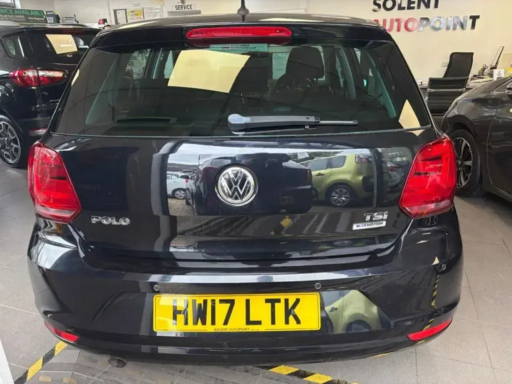 Used VW Polo Edition 90 HP (66 kW) 2017 Black Hatchback