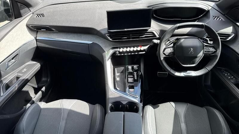 Black Used 2024 Peugeot 3008 GT SUV | £20,661 (Good price) - Image 1/4