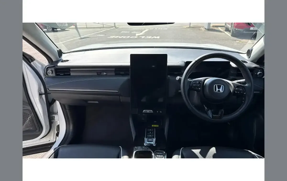 Used Honda e:Ny1 Elegance 150 kW (204 HP) 2024 White SUV