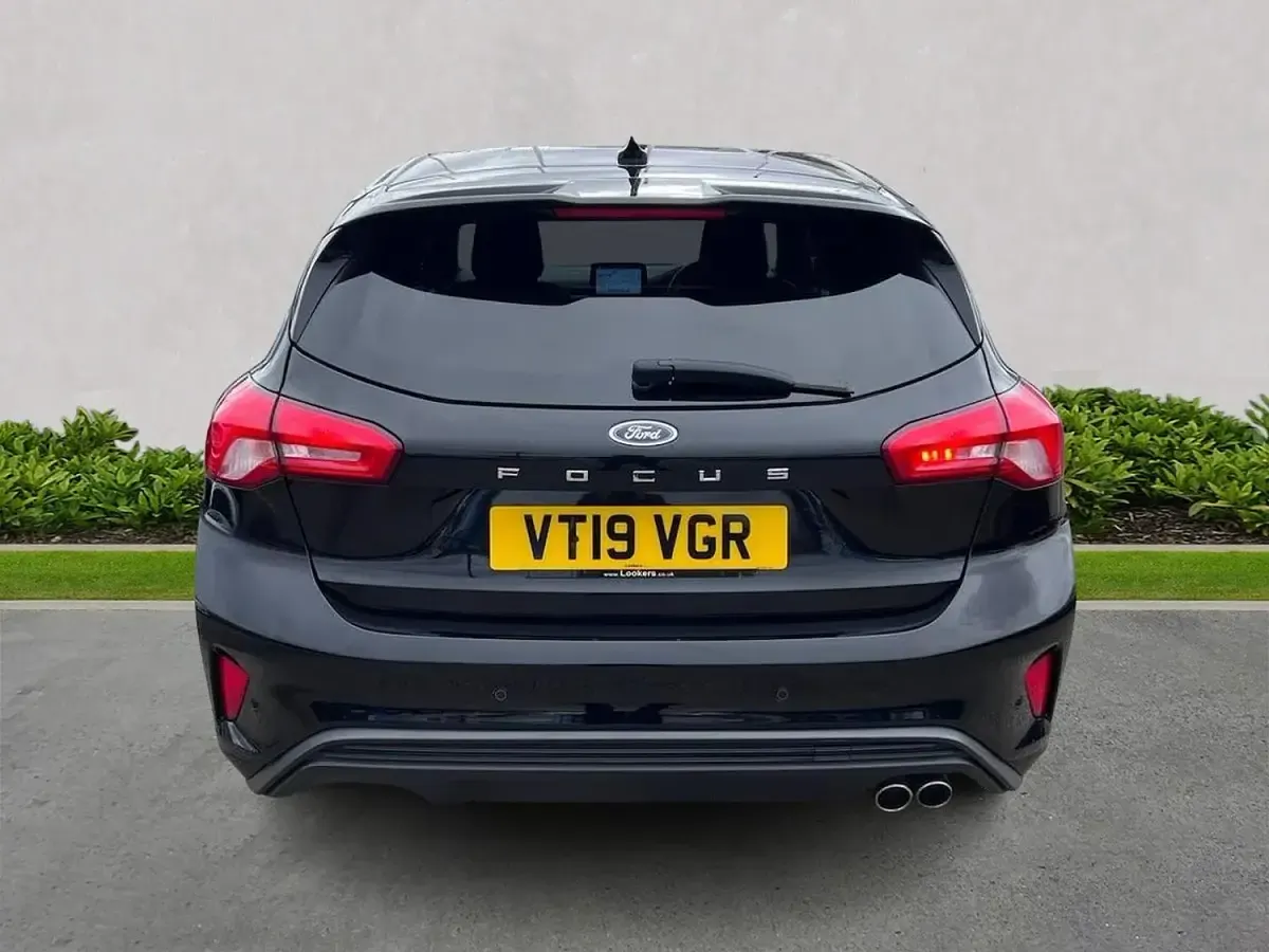 Used Ford Focus ST-Line X 120 HP (88 kW) 2019 Black Hatchback