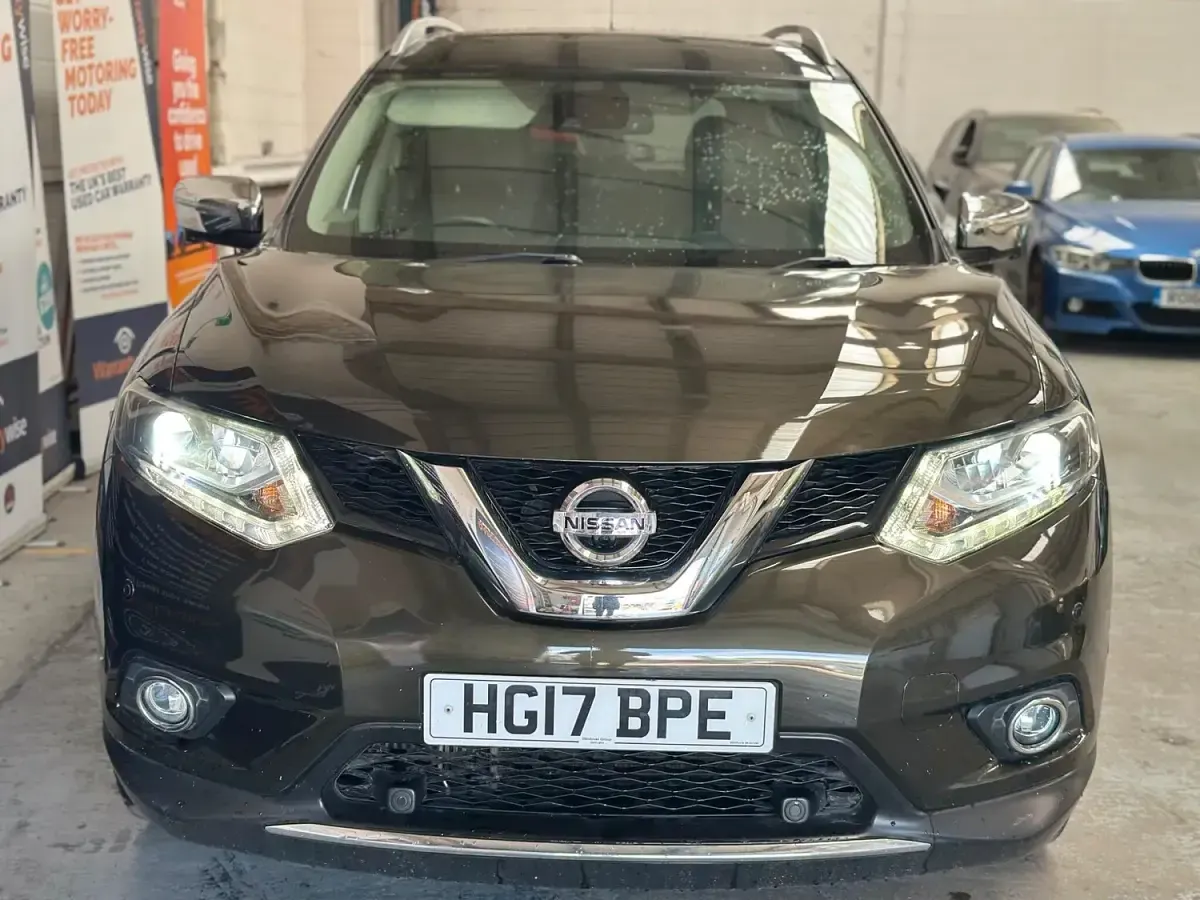 Used Nissan X-Trail Tekna 177 HP (130 kW) 2017 Green SUV