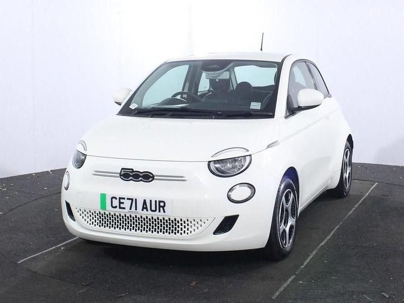Used Fiat 500e Passion 86 kW (118 HP) 2021 White Hatchback