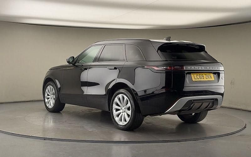 Used Land Rover Range Rover Velar SE Dynamic 180 HP (132 kW) 2020 Narvik black SUV