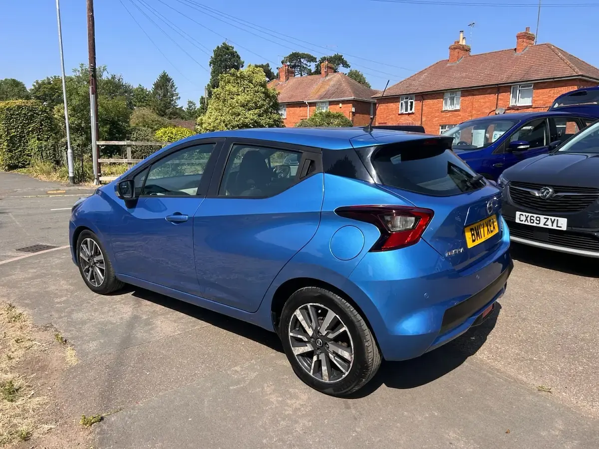 Used Nissan Micra Acenta 90 HP (66 kW) 2017 Blue Hatchback