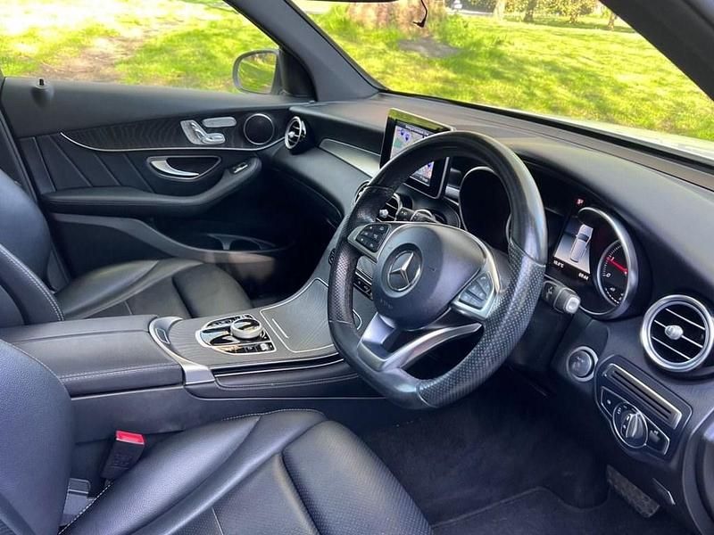 Used Mercedes GLC220 AMG Line Premium 2017 White Estate