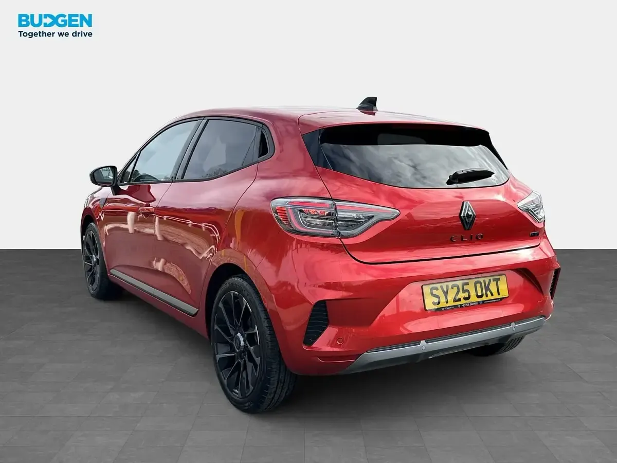 Used Renault Clio Esprit Alpine 143 HP (105 kW) 2025 Red Hatchback