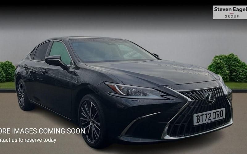 Used 2021 Lexus ES300H Sedan | £26,932 (Fair price) - Image 1/4