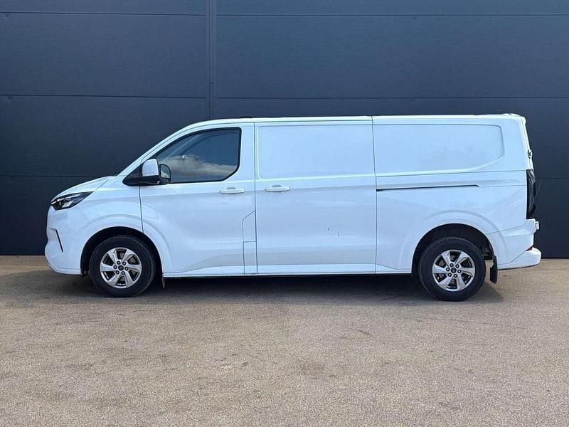 Used Ford Transit Custom Limited 136 HP (100 kW) 2024 White Van