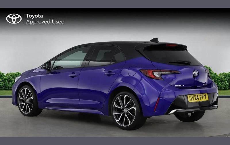 Used Toyota Corolla 138 HP (101 kW) 2024 Blue Hatchback