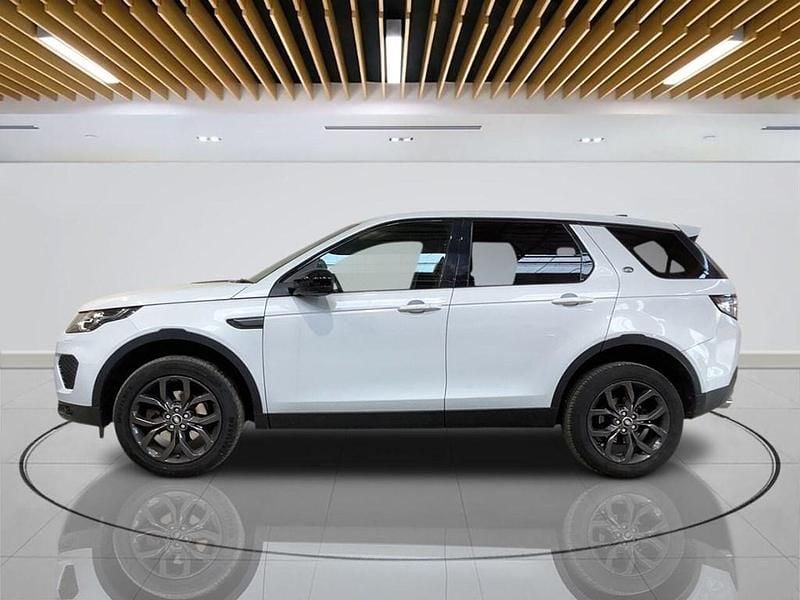 Used Land Rover Discovery Sport Landmark 180 HP (132 kW) 2019 White SUV