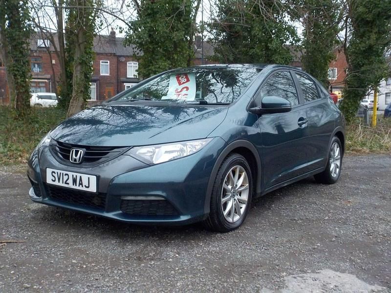 Green Used 2012 Honda Civic SE Hatchback | £3,100 (Fair price) - Image 1/4