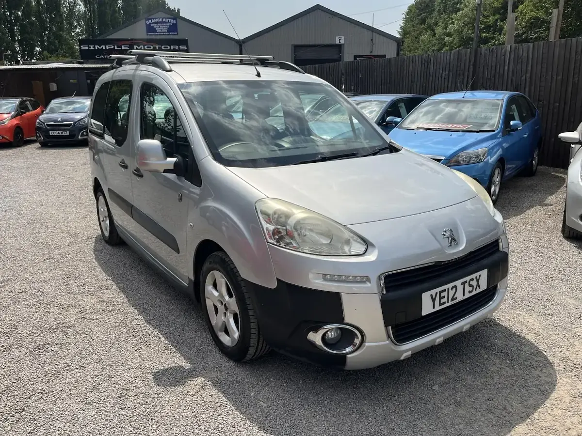 Used Peugeot Partner Tepee Outdoor 2012 Silver MPV
