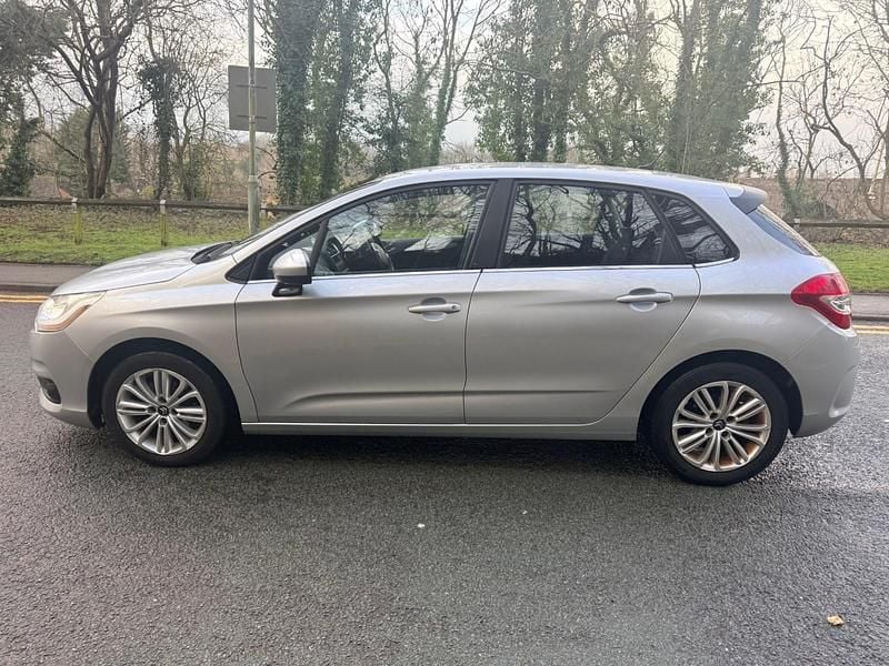 Used Citroën C4 VTR Sport 90 HP (66 kW) 2014 Silver Hatchback