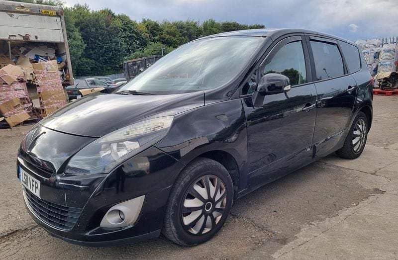 Black Used 2011 Renault Grand Scénic III Expression MPV | £2,490 - Image 1/4