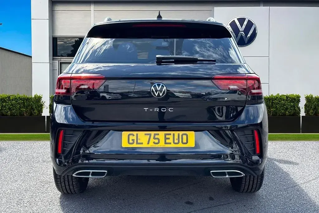 Used VW T-Roc R-line 150 HP (110 kW) 2025 Black SUV