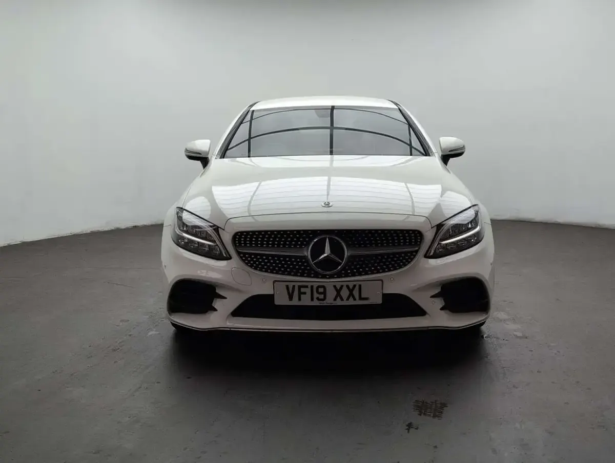 Used Mercedes C300 AMG line 254 HP (186 kW) 2019 White Coupe