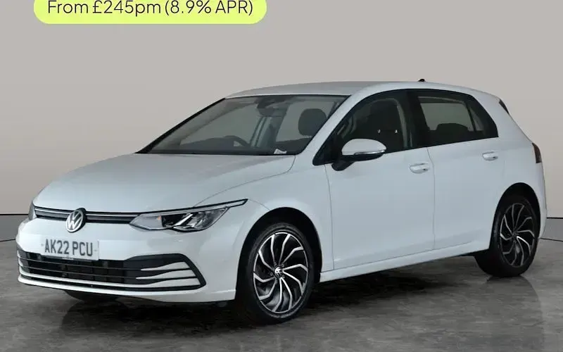 Used VW Golf VIII Life 110 HP (80 kW) 2023 Hatchback