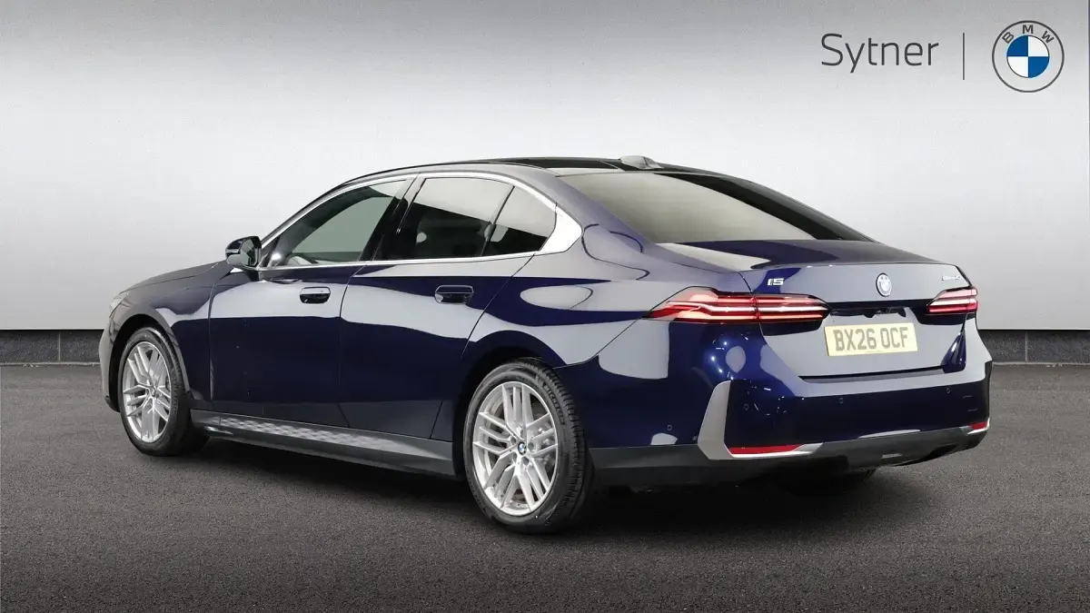 Used BMW i5 Sport Line 246 kW (335 HP) 2026 Blue