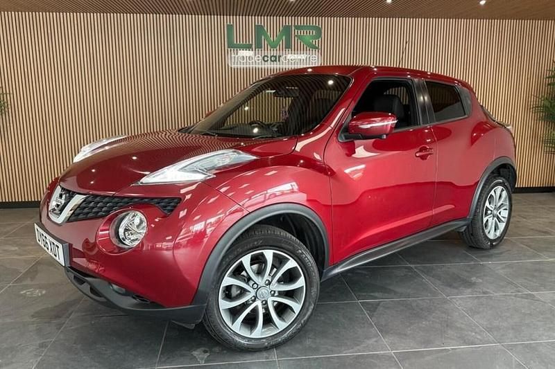 Red Used 2016 Nissan Juke Tekna SUV | £5,850 (Fair price) - Image 1/1