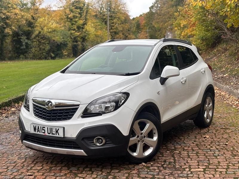 Used Vauxhall Mokka 140 HP (102 kW) 2015 White SUV
