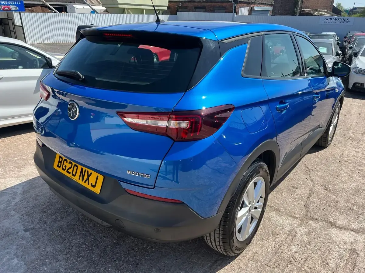 Used Vauxhall Grandland X S 130 HP (95 kW) 2020 Blue SUV