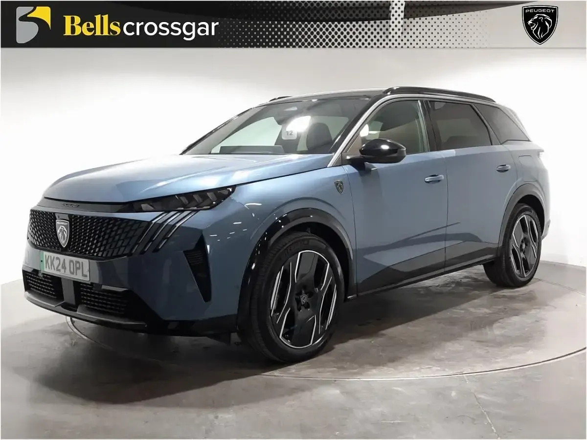 Used Peugeot e-5008 GT 152 kW (207 HP) 2024 Blue SUV