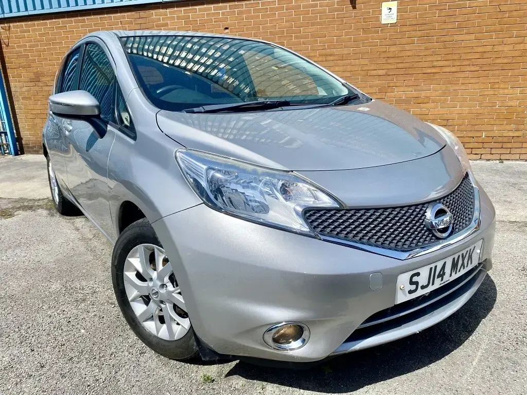 Used Nissan Note Acenta 80 HP (58 kW) 2014 Silver Hatchback