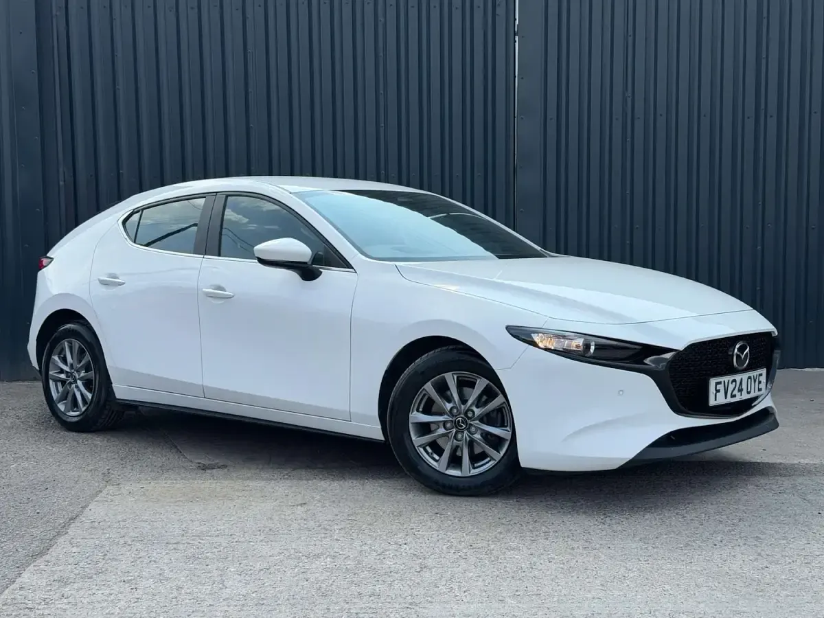 Used Mazda 3 Center-Line 122 HP (89 kW) 2023 Hatchback