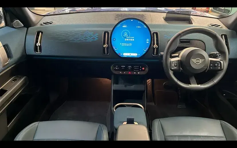 Used Mini Countryman Exclusive 215 HP (158 kW) 2025 Blue SUV