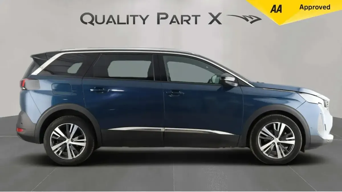 Used Peugeot 5008 Allure+ 130 HP (95 kW) 2023 Blue SUV
