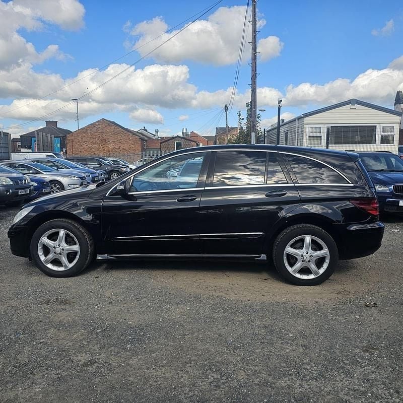 Used Mercedes R320 2007 Black MPV