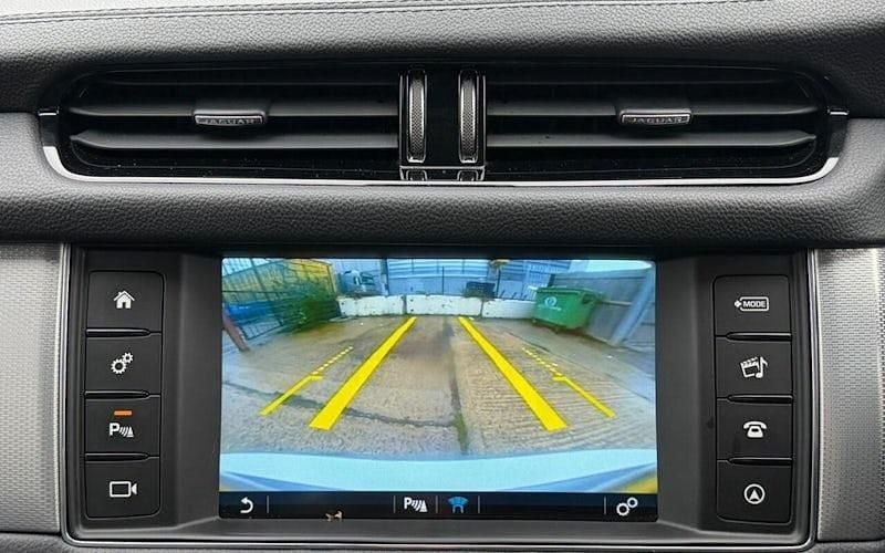 Used Jaguar XF Prestige 163 HP (119 kW) 2020 Sedan