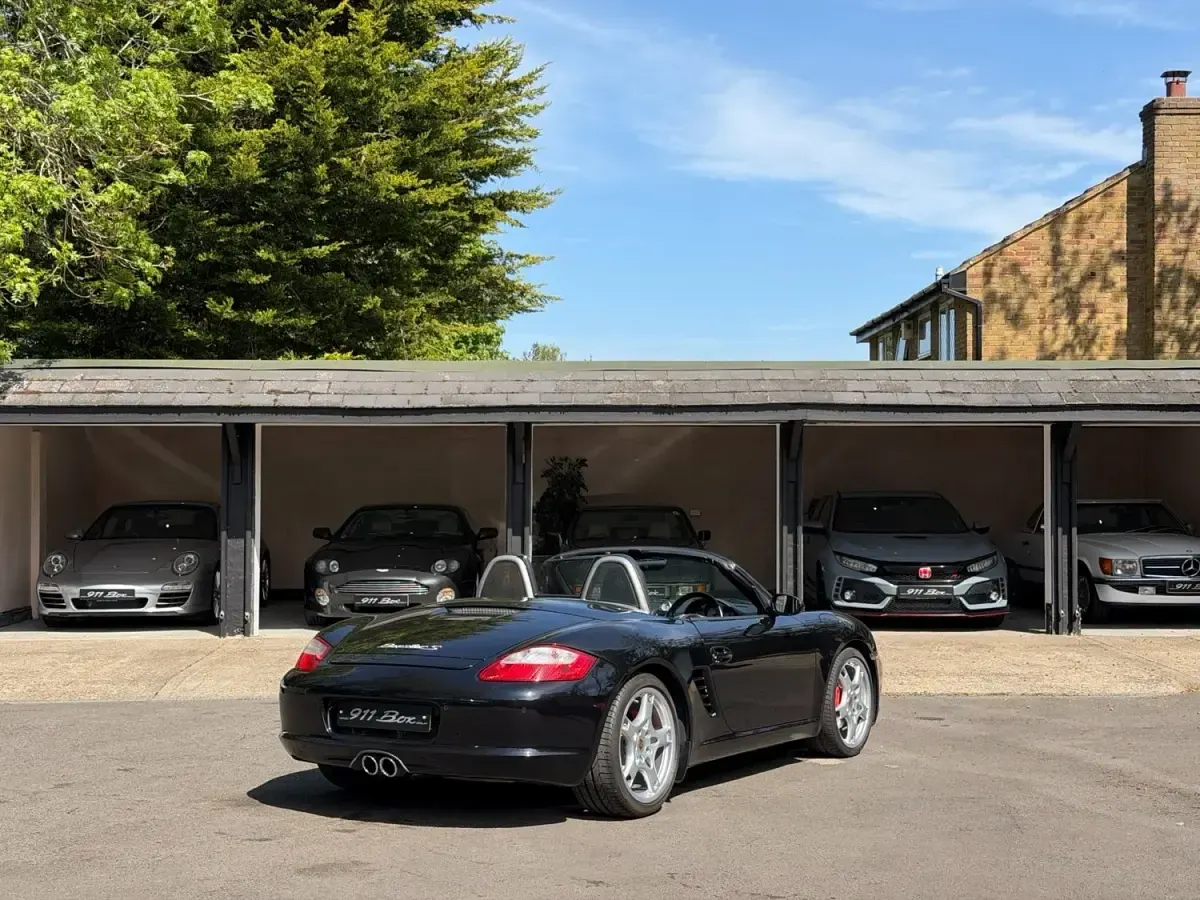 Usado Porsche Boxster 280 HP (205 kW) 2005 Preto Cabrios