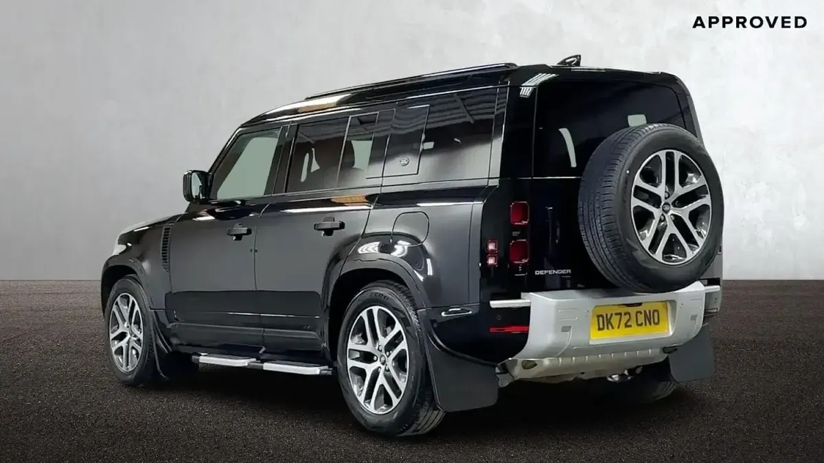 Usado Land Rover Defender 2023 Preto SUV