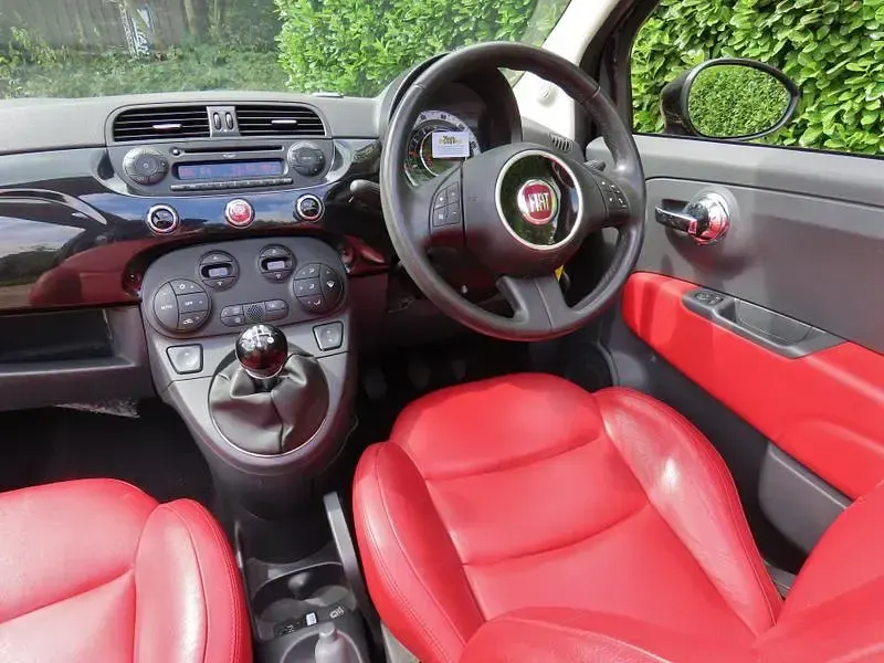 Used Fiat 500 Lounge 85 HP (62 kW) 2012 Black Cabriolet
