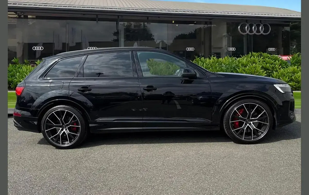 Used Audi SQ7 Black Edition 507 HP (372 kW) 2026 Black SUV