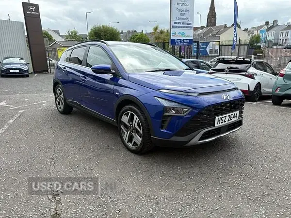 Begagnad Hyundai Bayon Premium 2023 Blå SUV