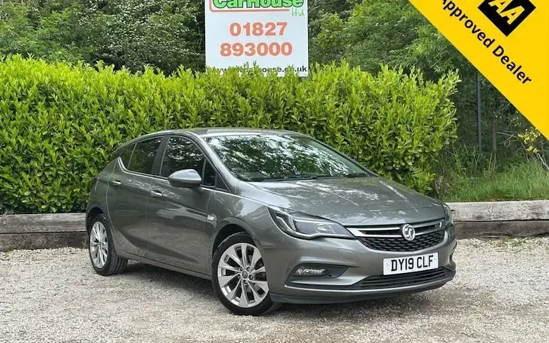 Gebraucht Vauxhall Astra Design Edition 105 PS (77 kW) 2019 Kleinwagen
