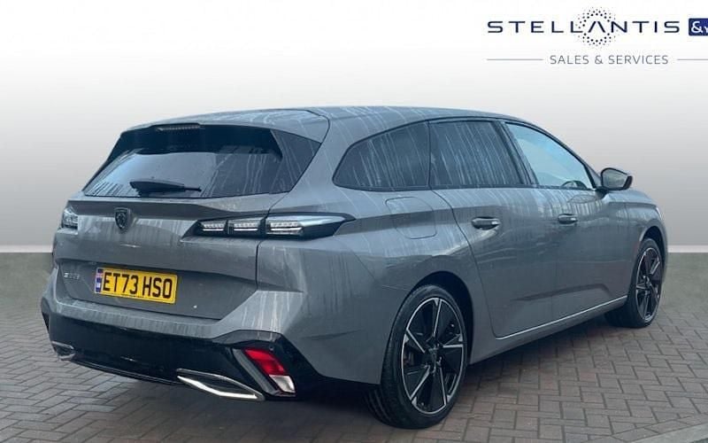 Used Peugeot e-308 SW Allure 114 kW (156 HP) 2025 Estate