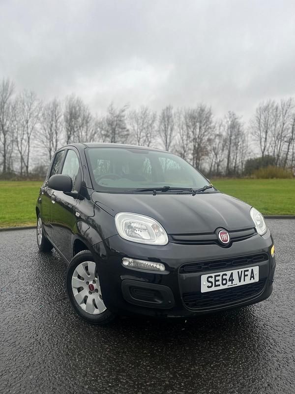 Black Used 2015 Fiat Panda Pop Hatchback | £2,600 (Good price) - Image 1/4