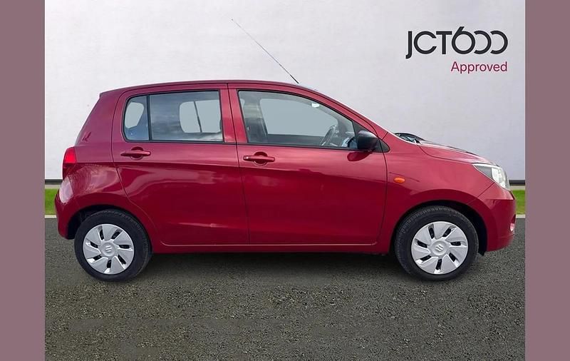 Used Suzuki Celerio 68 HP (50 kW) 2018 Red Hatchback