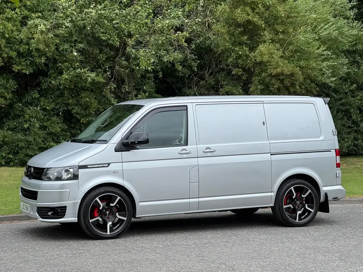Used VW T5 Trendline 102 HP (75 kW) 2013 Silver Van