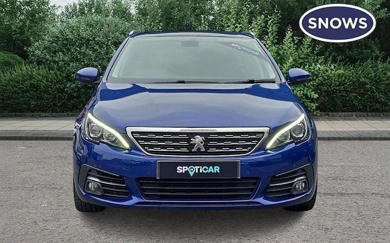 Used Peugeot 308 SW Allure 131 HP (96 kW) 2019 Blue Estate